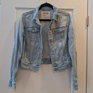 Garage Light Wash Classic Fit Denim Jacket Size Medium
